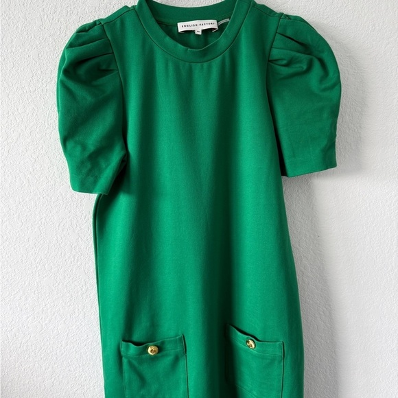 English Factory Dresses & Skirts - English Factory Vibrant Green Top